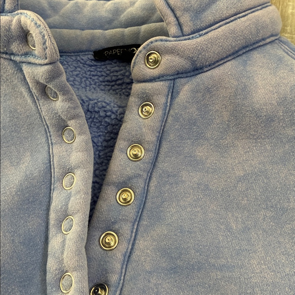 Paper moon pull over. - Picture 2 of 3